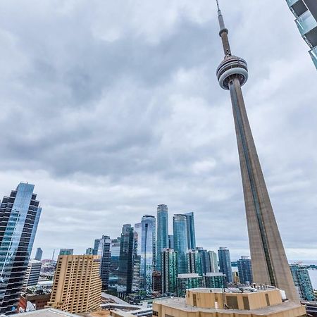 Chol Furnished Suites Heart Of Downtown Toronto, 2 Beds, Free Parking, Cn Tower View Kültér fotó