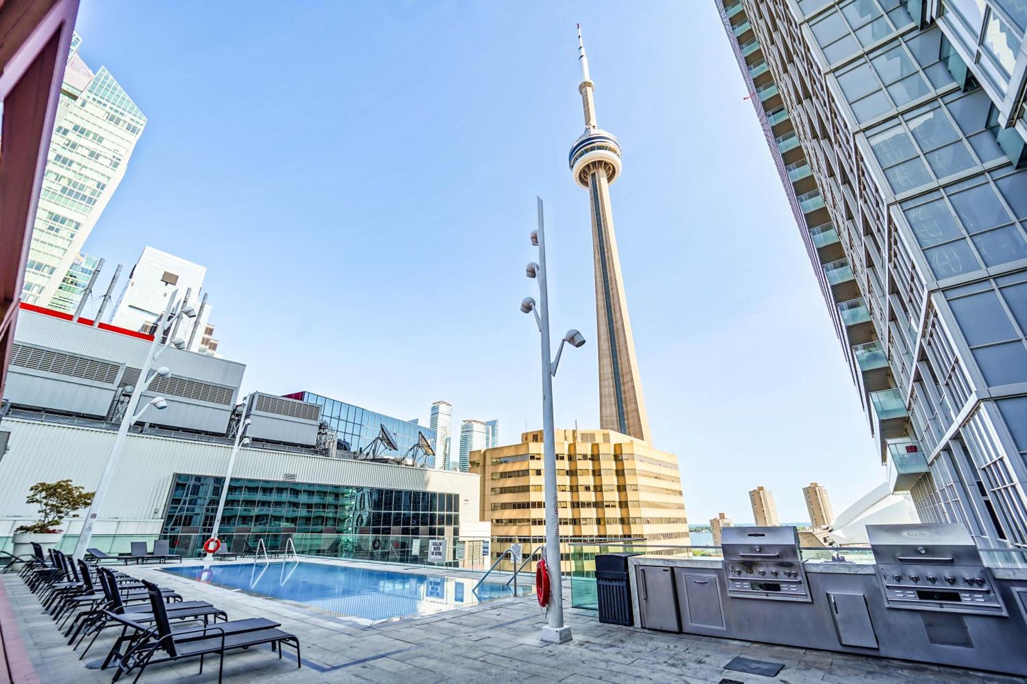Chol Furnished Suites Heart Of Downtown Toronto, 2 Beds, Free Parking, Cn Tower View Kültér fotó