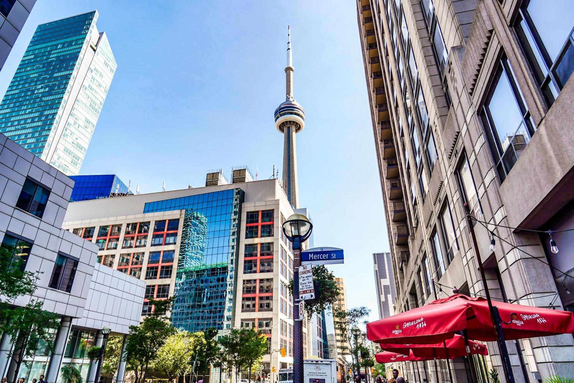 Chol Furnished Suites Heart Of Downtown Toronto, 2 Beds, Free Parking, Cn Tower View Kültér fotó