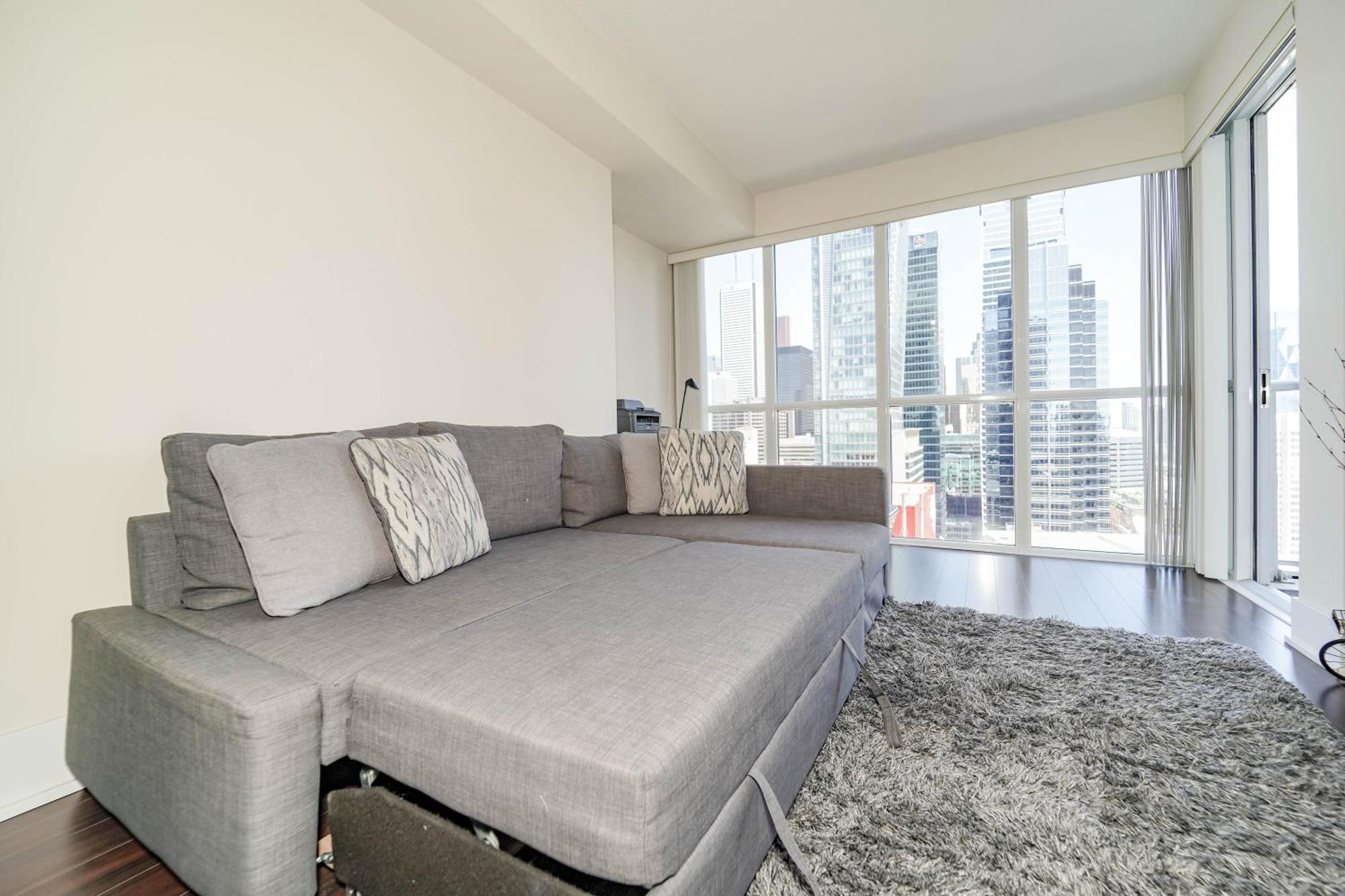 Chol Furnished Suites Heart Of Downtown Toronto, 2 Beds, Free Parking, Cn Tower View Kültér fotó