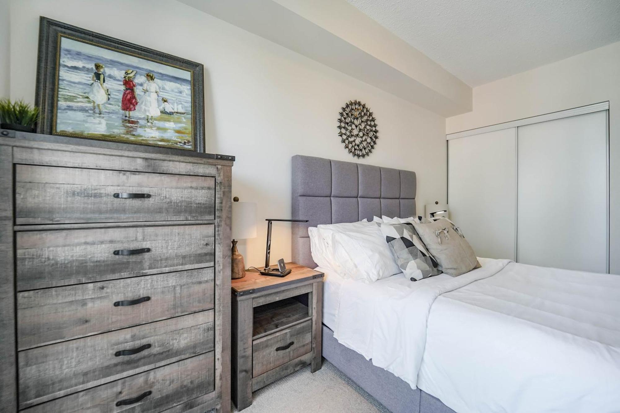 Chol Furnished Suites Heart Of Downtown Toronto, 2 Beds, Free Parking, Cn Tower View Kültér fotó