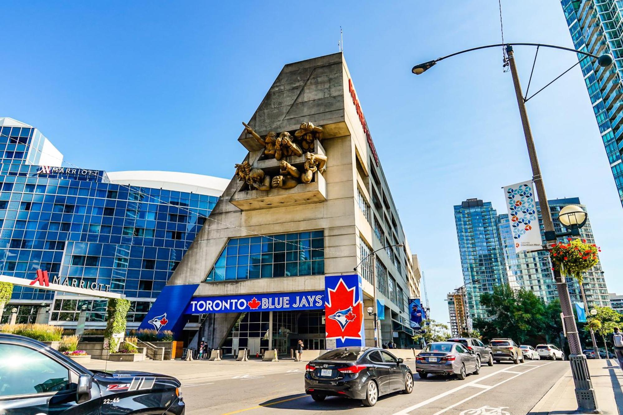 Chol Furnished Suites Heart Of Downtown Toronto, 2 Beds, Free Parking, Cn Tower View Kültér fotó